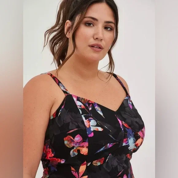 Torrid Mini Scuba Lace-Up Bodycon Mini Dress - Picture 4 of 11